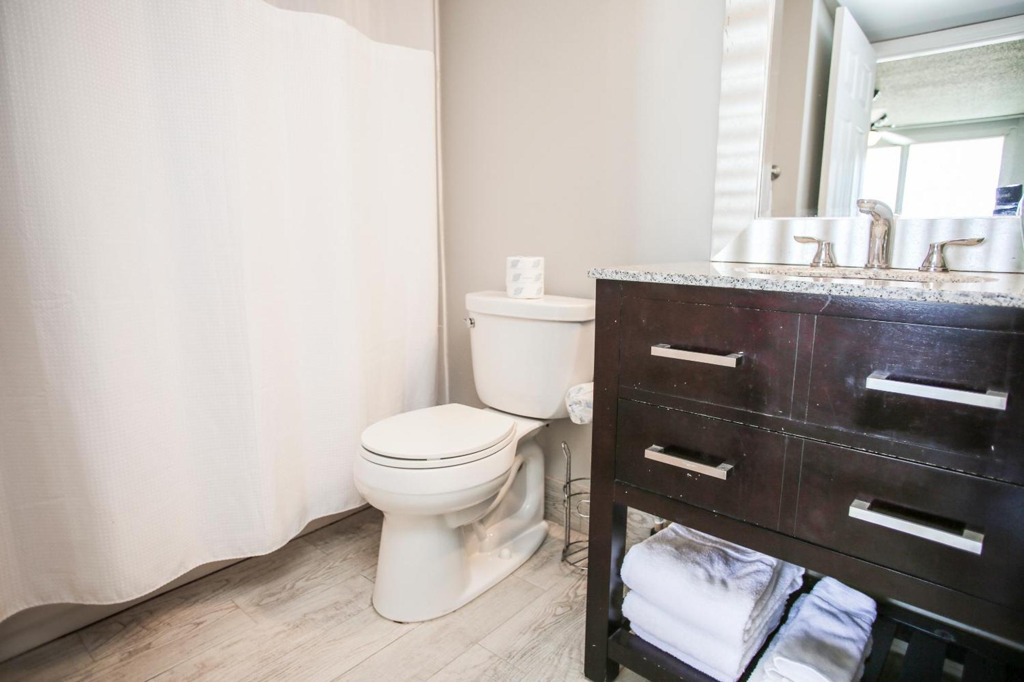 Pelican Beach Resort By Panhandle Getaways Destin Zimmer foto